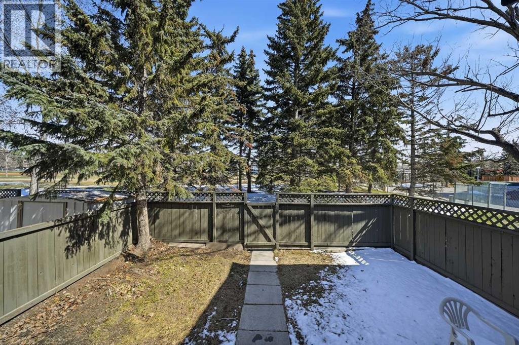 8, 4936 Dalton Drive Nw, Calgary, Alberta  T3A 2E4 - Photo 2 - A2305538