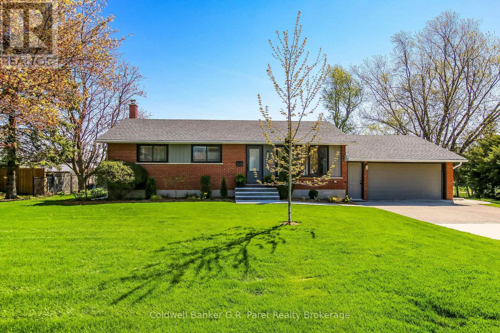 35 Tanager Drive, Tillsonburg, Ontario  N4G 1B1 - Photo 2 - X13086702