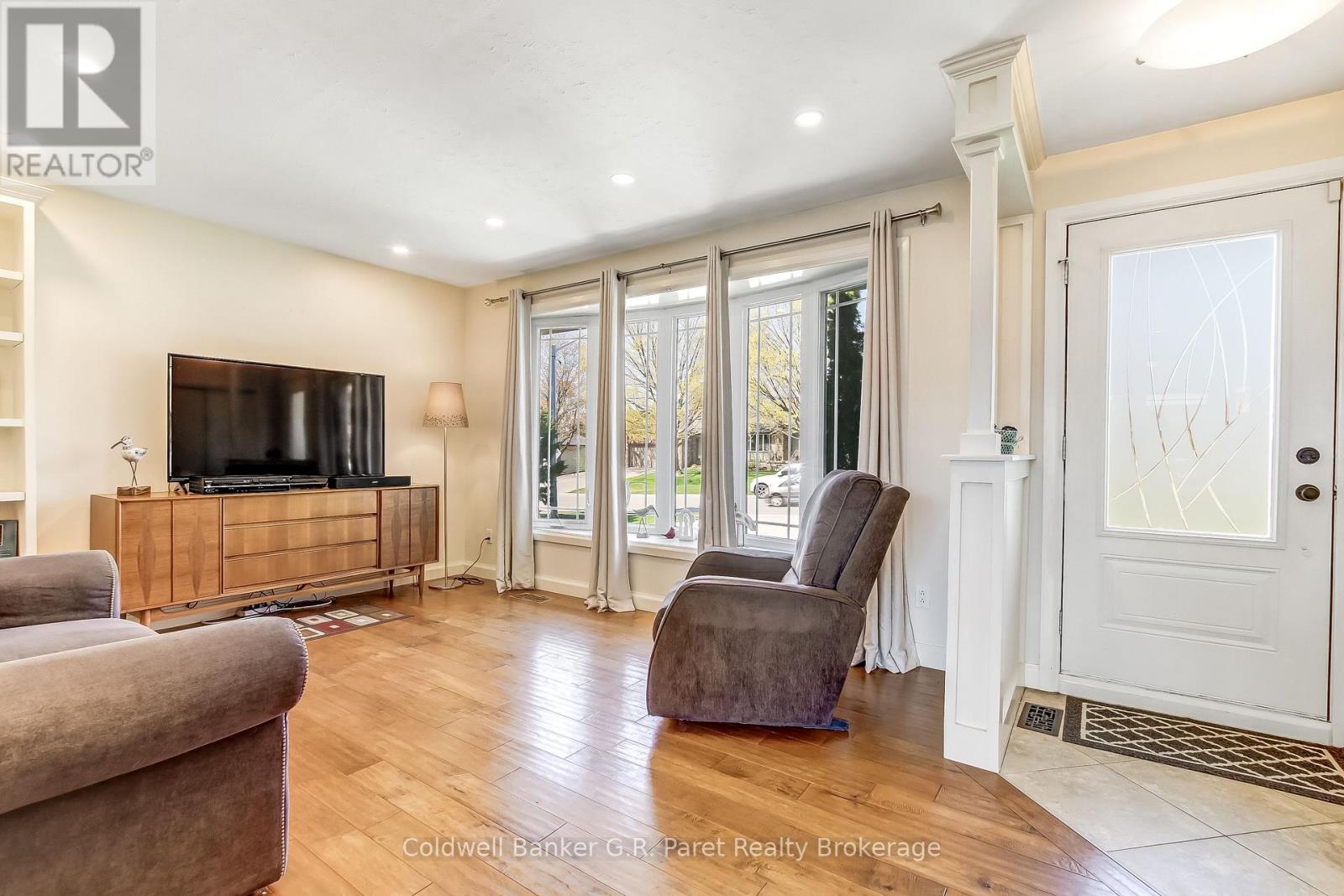 35 Tanager Drive, Tillsonburg, Ontario  N4G 1B1 - Photo 6 - X13086702