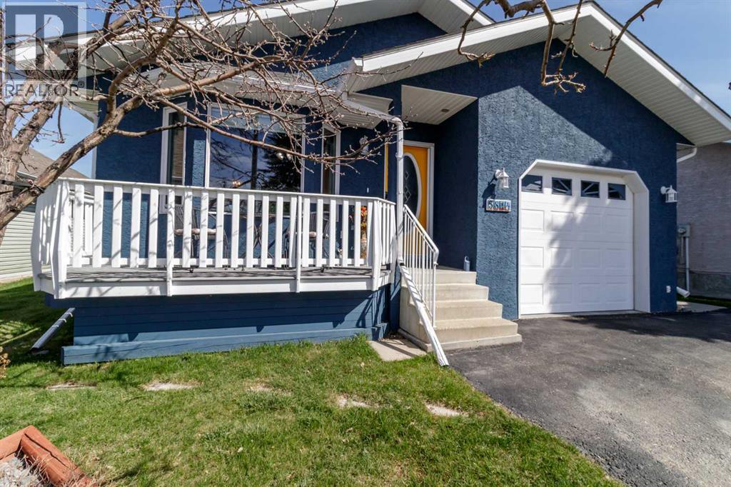 5814 61 Avenue, Rocky Mountain House, Alberta  T4T 1M3 - Photo 3 - A2307387