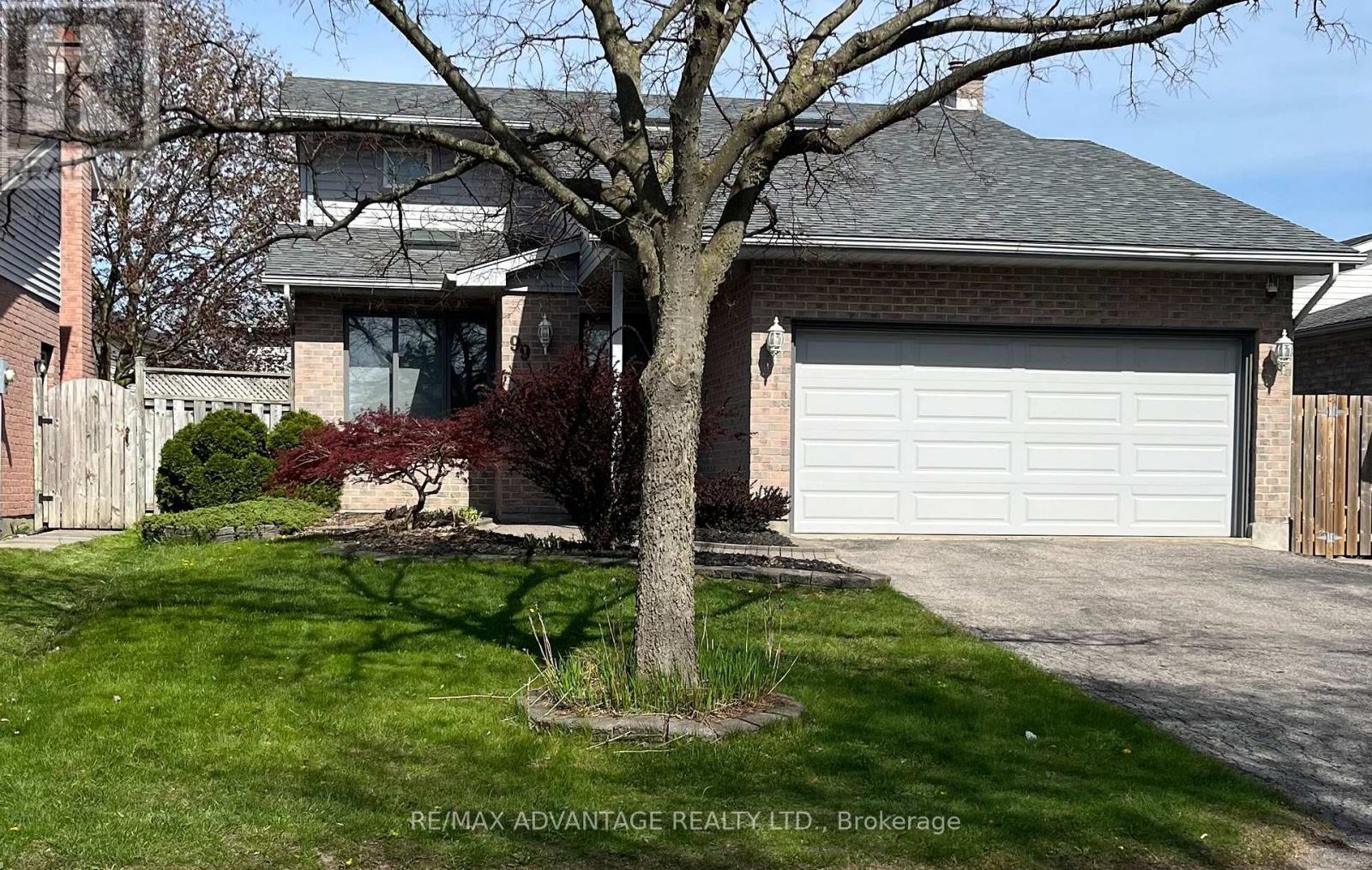 99 CONWAY LANE, London South, Ontario