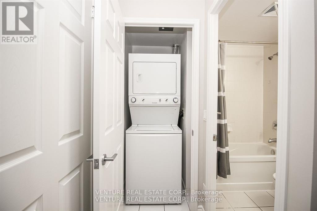 824 - 15 James Finlay Way, Toronto, Ontario  M3M 0B3 - Photo 21 - W13044384