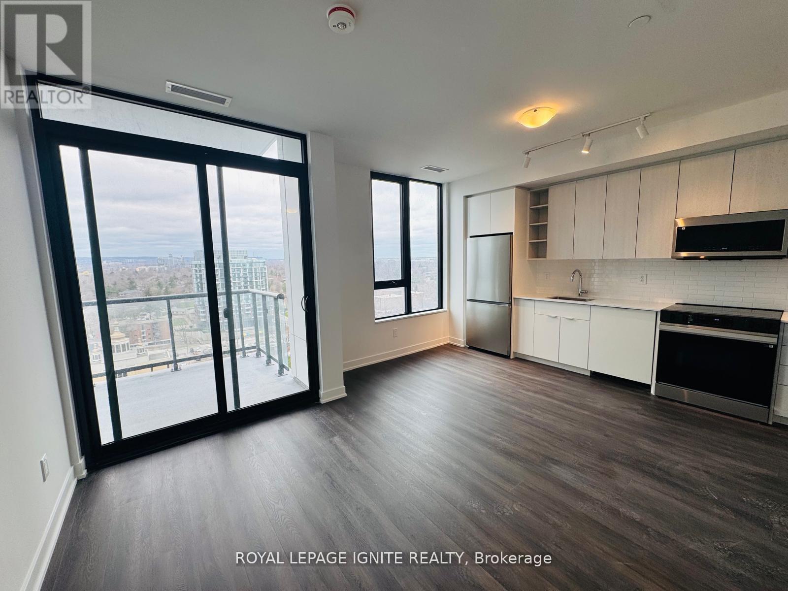 1302 - 2075 Lakeshore Road, Burlington, Ontario  L7R 0H3 - Photo 6 - W13085574