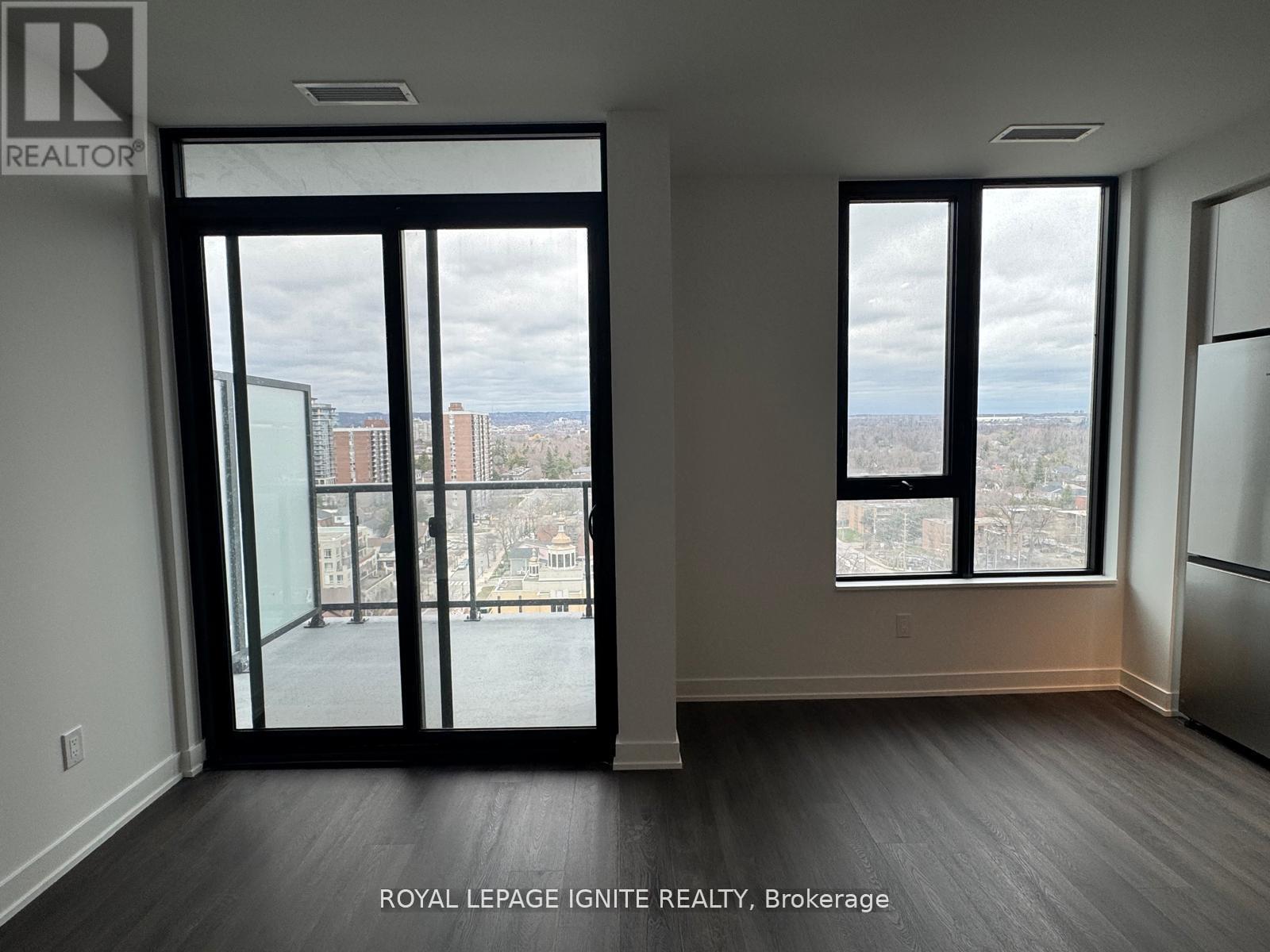 1302 - 2075 Lakeshore Road, Burlington, Ontario  L7R 0H3 - Photo 11 - W13085574
