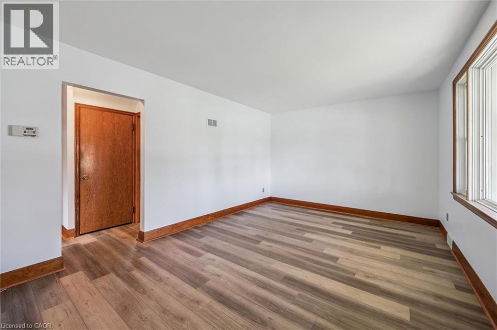 128 Mausser Avenue, Kitchener, Ontario  N2M 3K5 - Photo 4 - 40824212