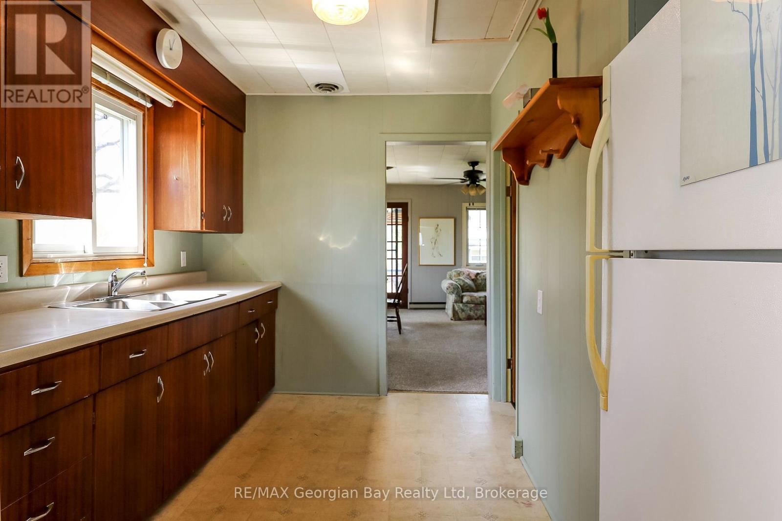 215 Palmer Street, Tay, Ontario  L0K 2C0 - Photo 8 - S13086696