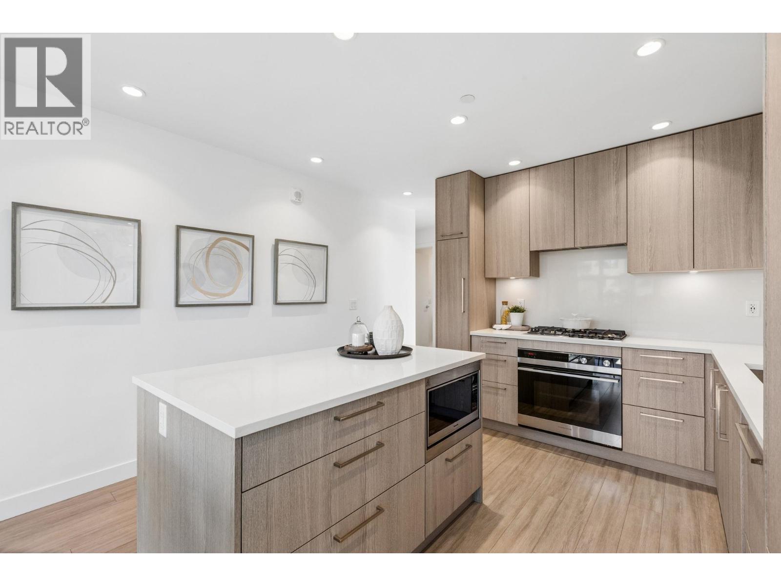 201 707 E 3rd Street, North Vancouver, British Columbia  V7L 1G8 - Photo 15 - R3119705