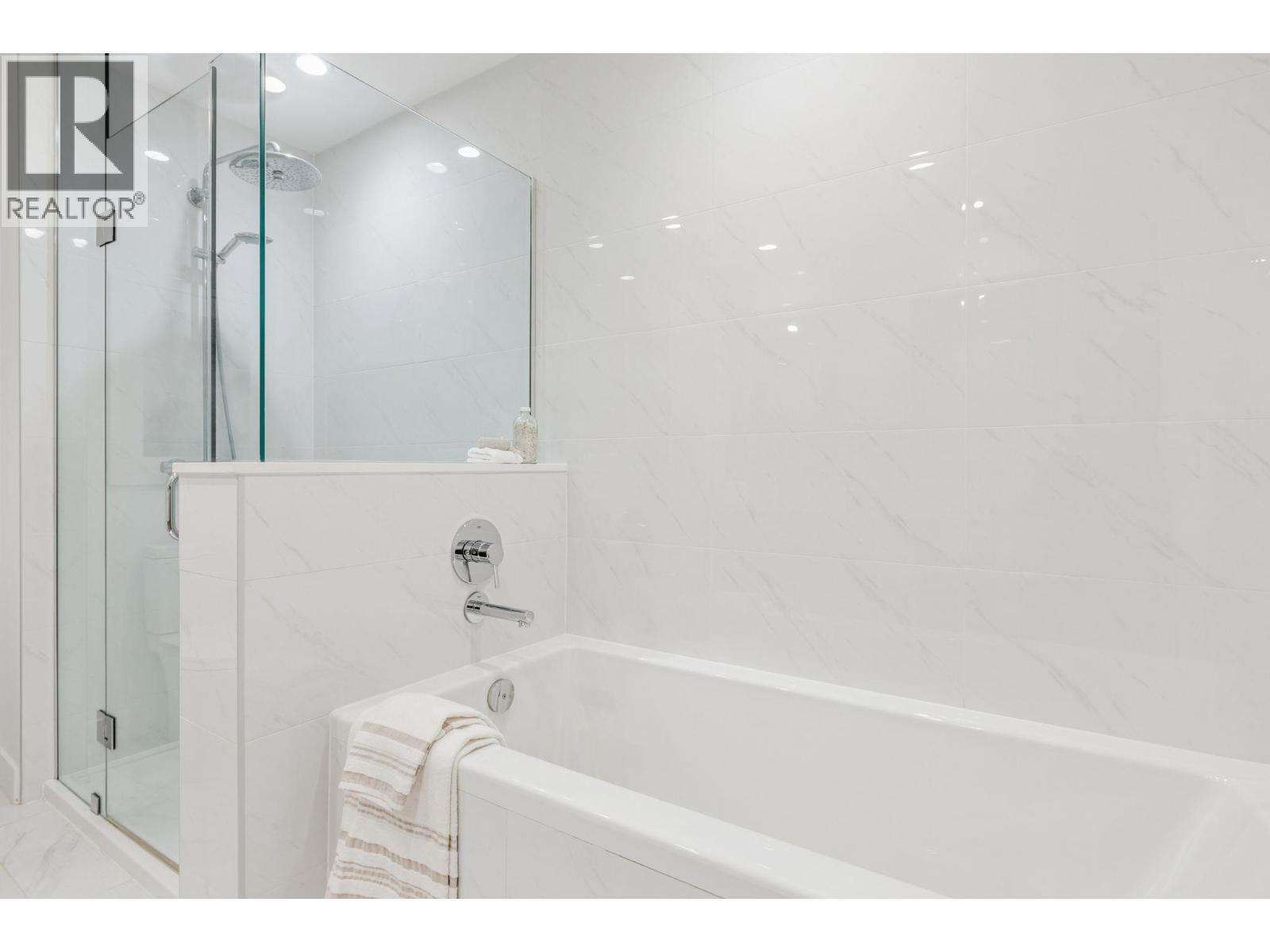 201 707 E 3rd Street, North Vancouver, British Columbia  V7L 1G8 - Photo 20 - R3119705