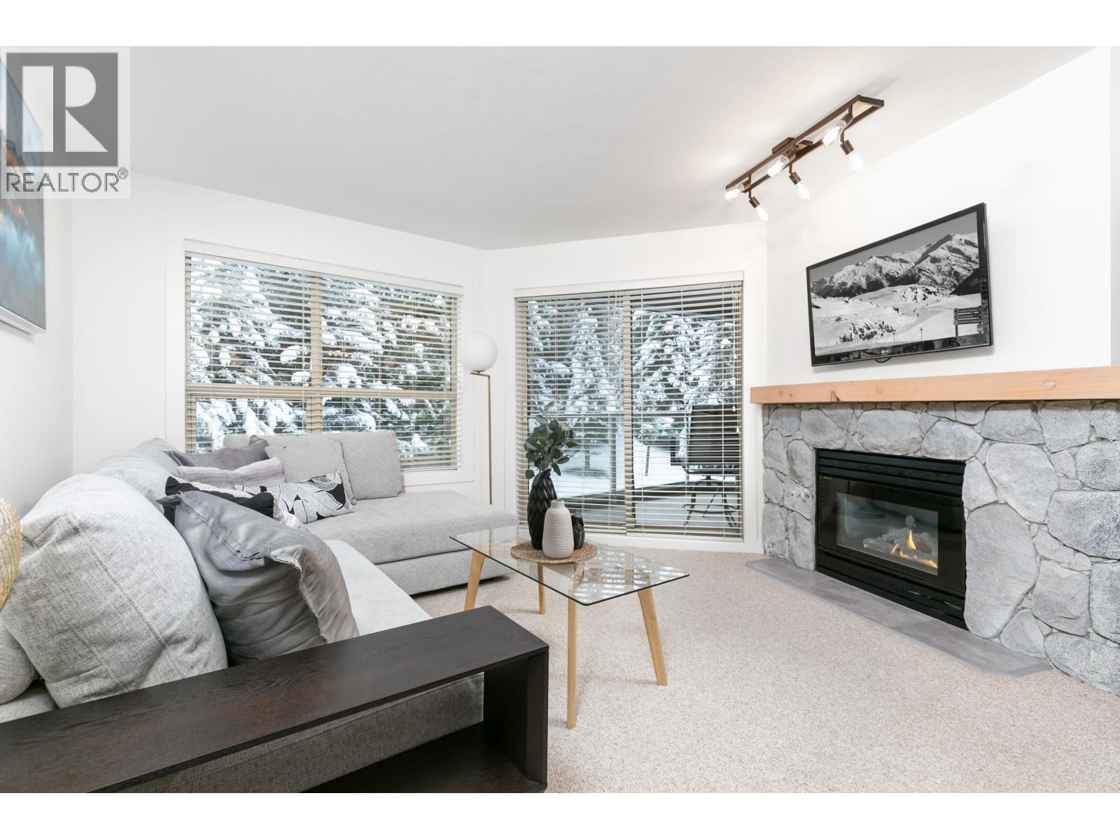 347 4800 Spearhead Drive, Whistler, British Columbia  V8E 1G1 - Photo 2 - R3119714