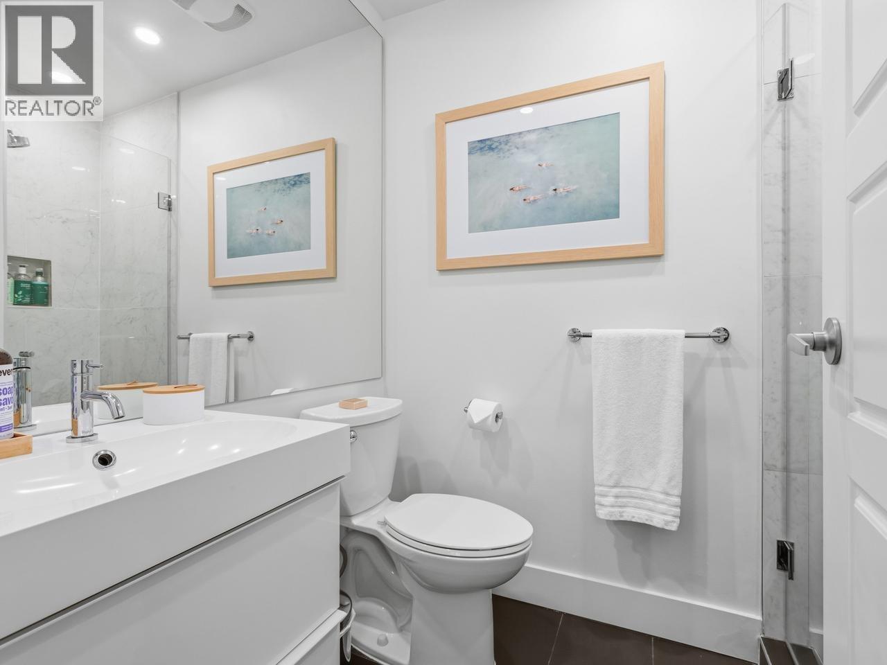 1516 Mcnair Drive, North Vancouver, British Columbia  V7K 1X6 - Photo 18 - R3119760