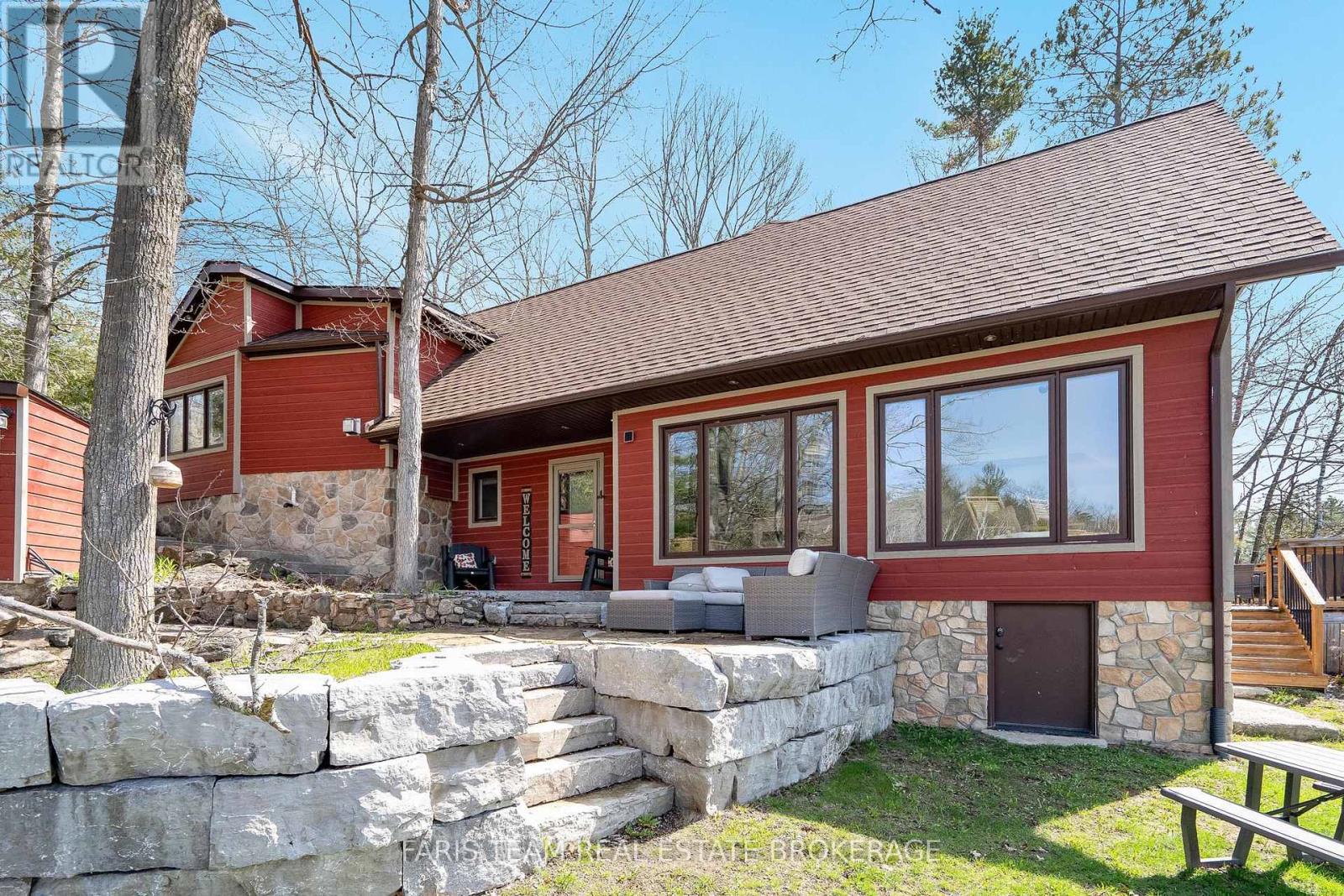 44 Fire Route 394, Trent Lakes, Ontario  K0M 2A0 - Photo 4 - X12895928