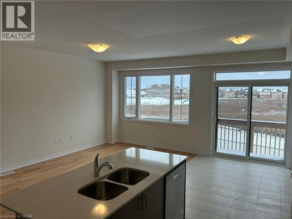 400 Newman Drive Unit# 7, Cambridge, Ontario  N1R 5S3 - Photo 4 - 40827431