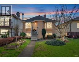 2576 PARKER STREET, Vancouver, British Columbia