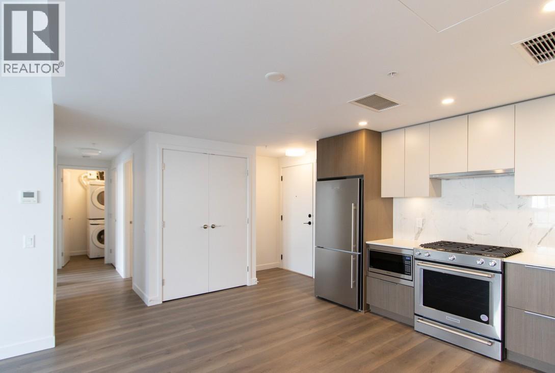 510 645 Como Lake Avenue, Coquitlam, British Columbia  V3J 0N9 - Photo 2 - R3119754