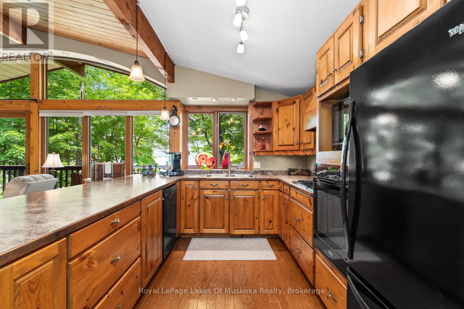 168 Lakeshore Road, Burk's Falls, Ontario  P0A 1C0 - Photo 10 - X13086640