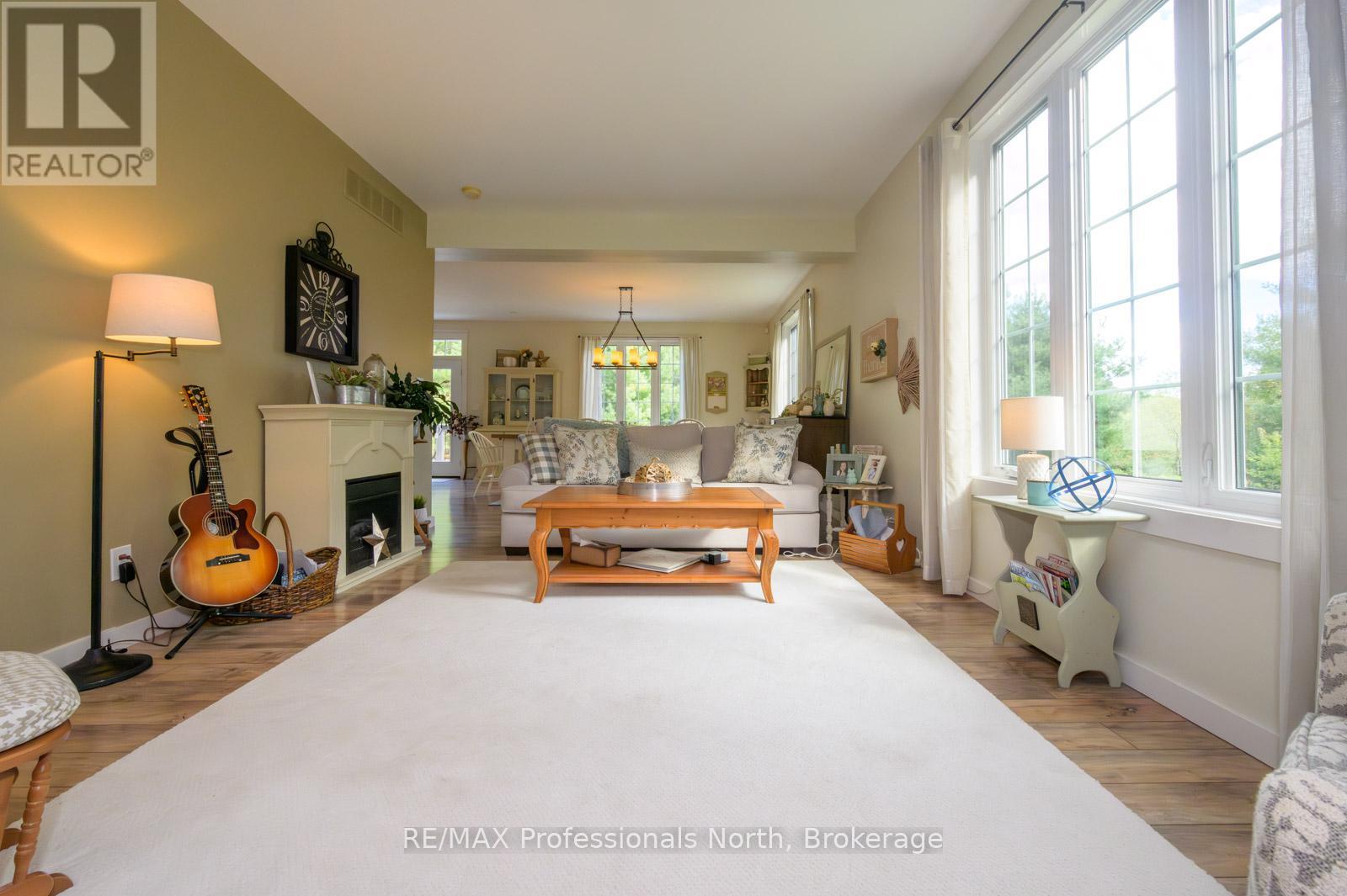 427 Skyhills Road, Huntsville, Ontario  P1H 2N5 - Photo 11 - X13086656