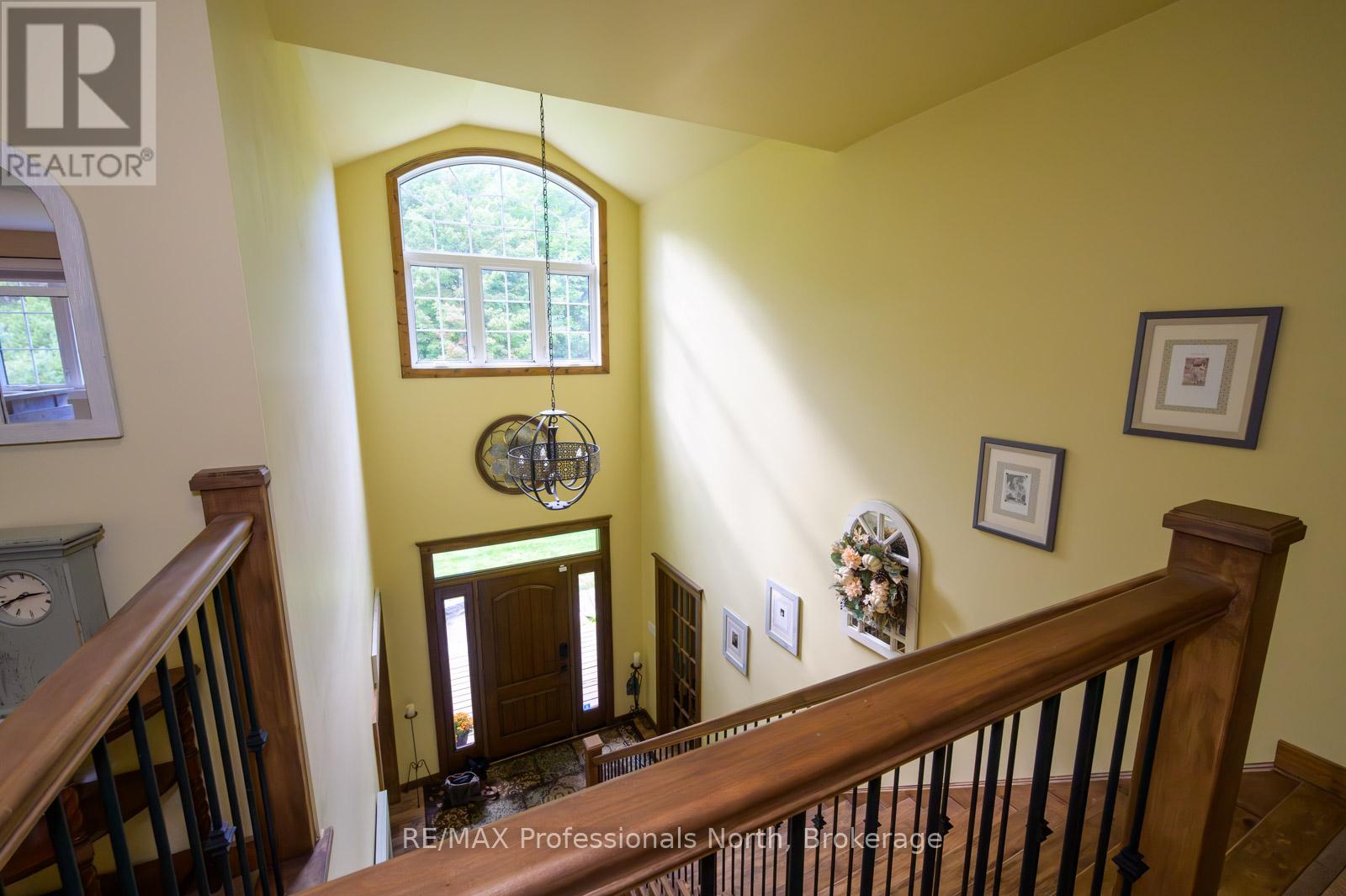 427 Skyhills Road, Huntsville, Ontario  P1H 2N5 - Photo 17 - X13086656