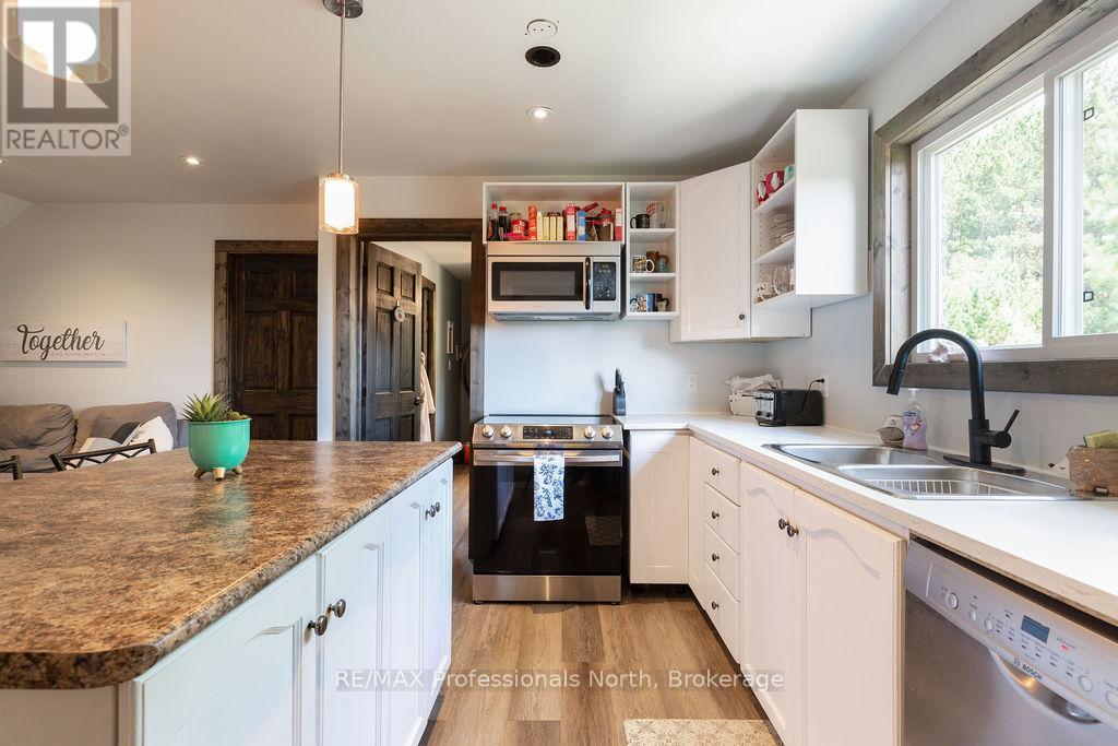 427 Skyhills Road, Huntsville, Ontario  P1H 2N5 - Photo 35 - X13086656