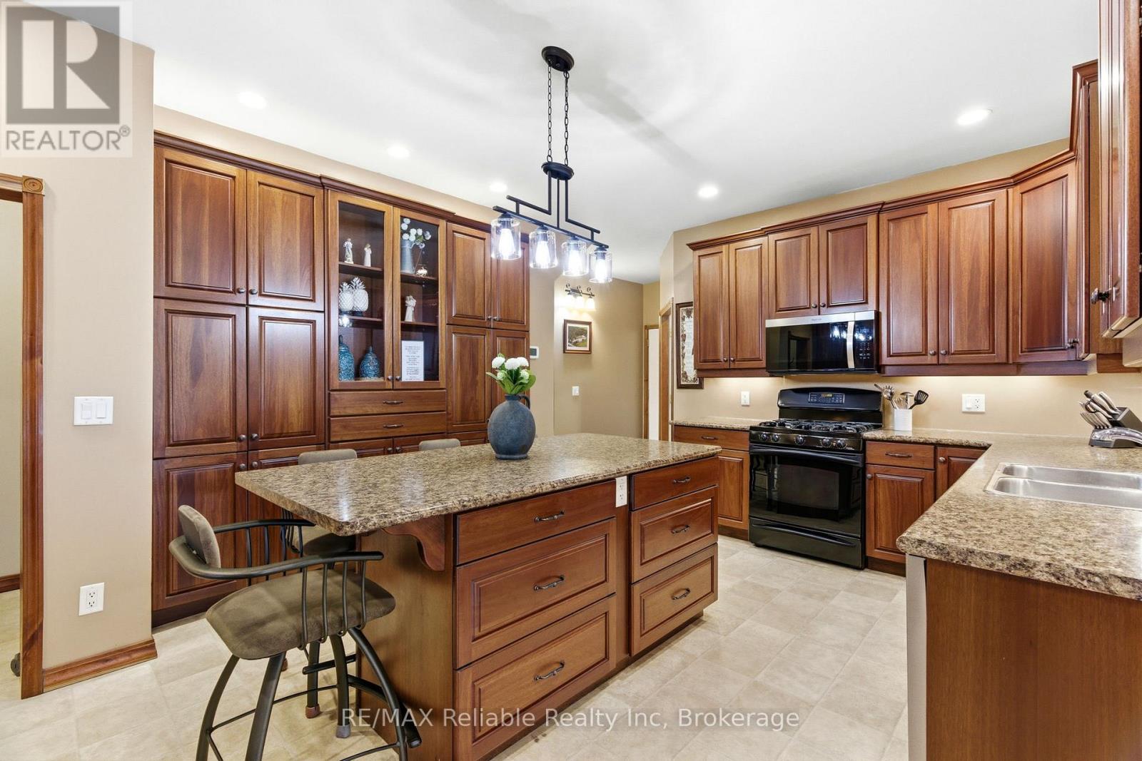 43208 Blyth Road, Huron East, Ontario  N0K 1Z0 - Photo 12 - X13086686