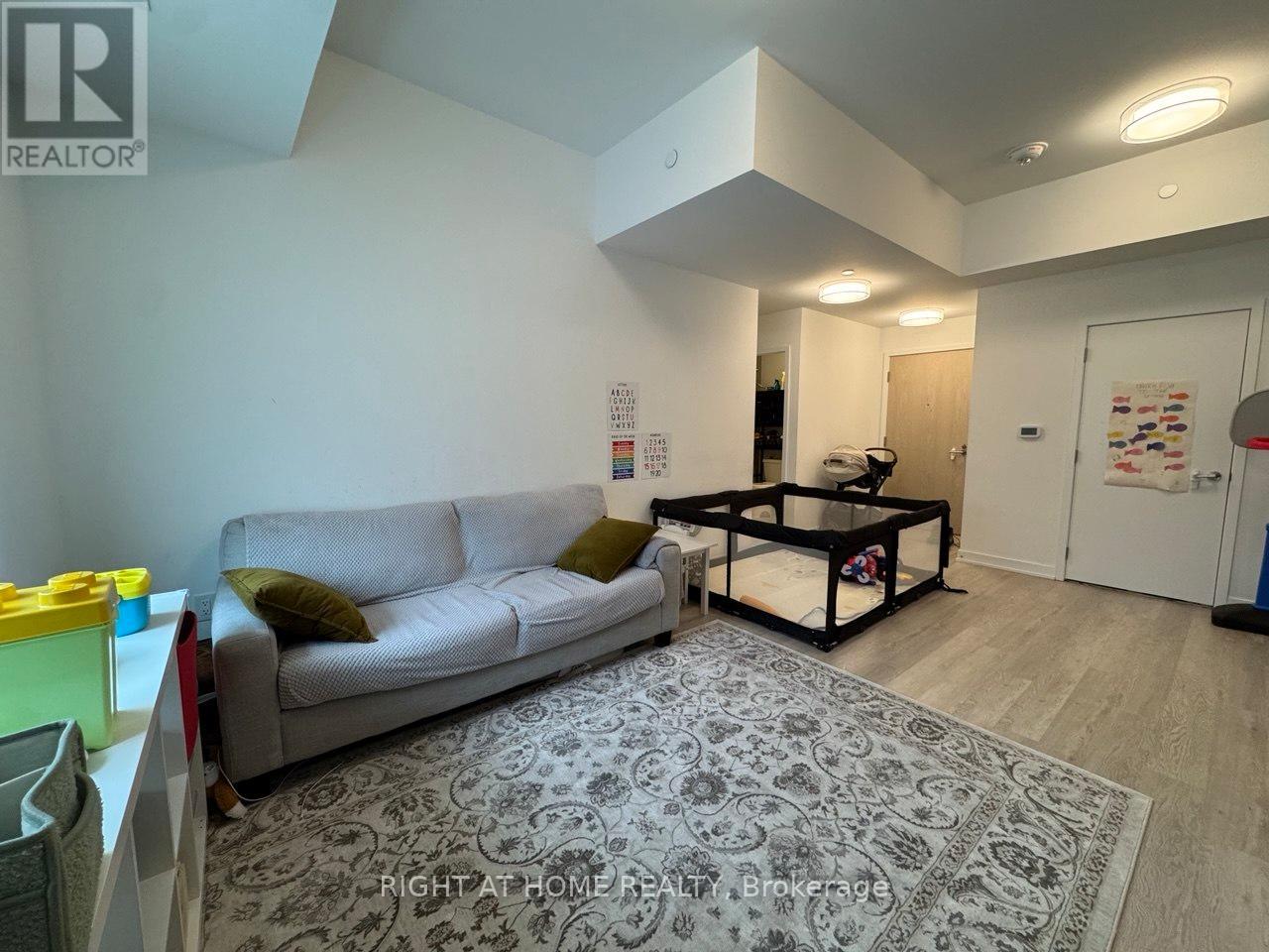 202 - 3 Strathgowan Avenue, Toronto, Ontario  M4N 1B8 - Photo 10 - C13086616
