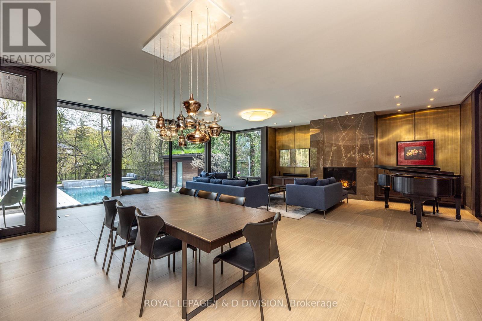5 Brookfield Road, Toronto, Ontario  M2P 1B1 - Photo 10 - C13086380