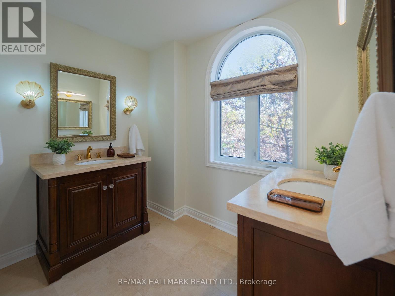Th #2 - 18 Doncrest Road, Toronto, Ontario  M4K 1R8 - Photo 36 - E13086658