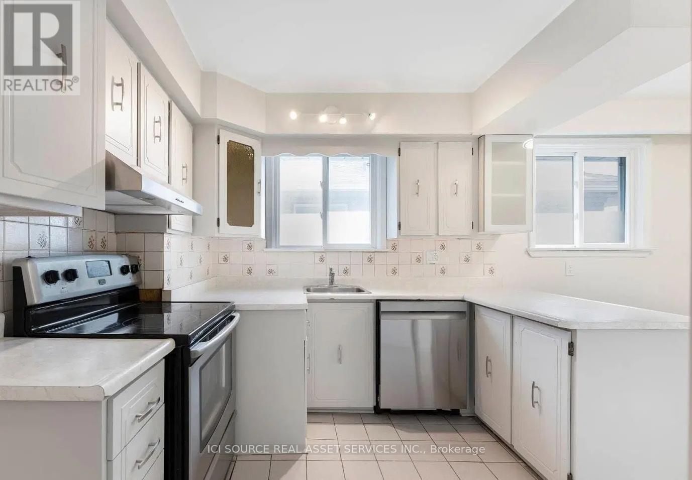 Main Fl - 4 Dempster Street, Toronto, Ontario  M1T 2T4 - Photo 7 - E13086708