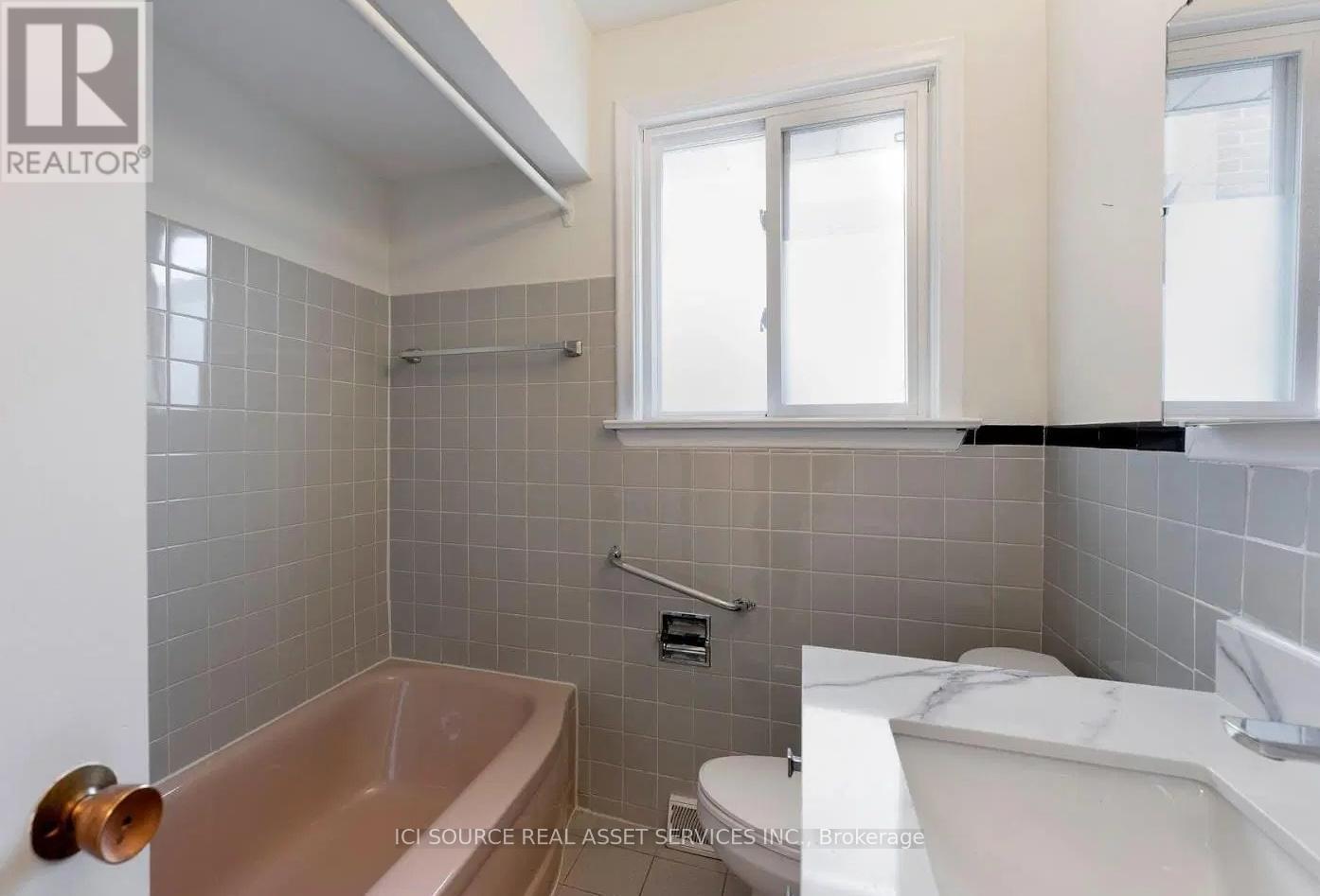 Main Fl - 4 Dempster Street, Toronto, Ontario  M1T 2T4 - Photo 9 - E13086708