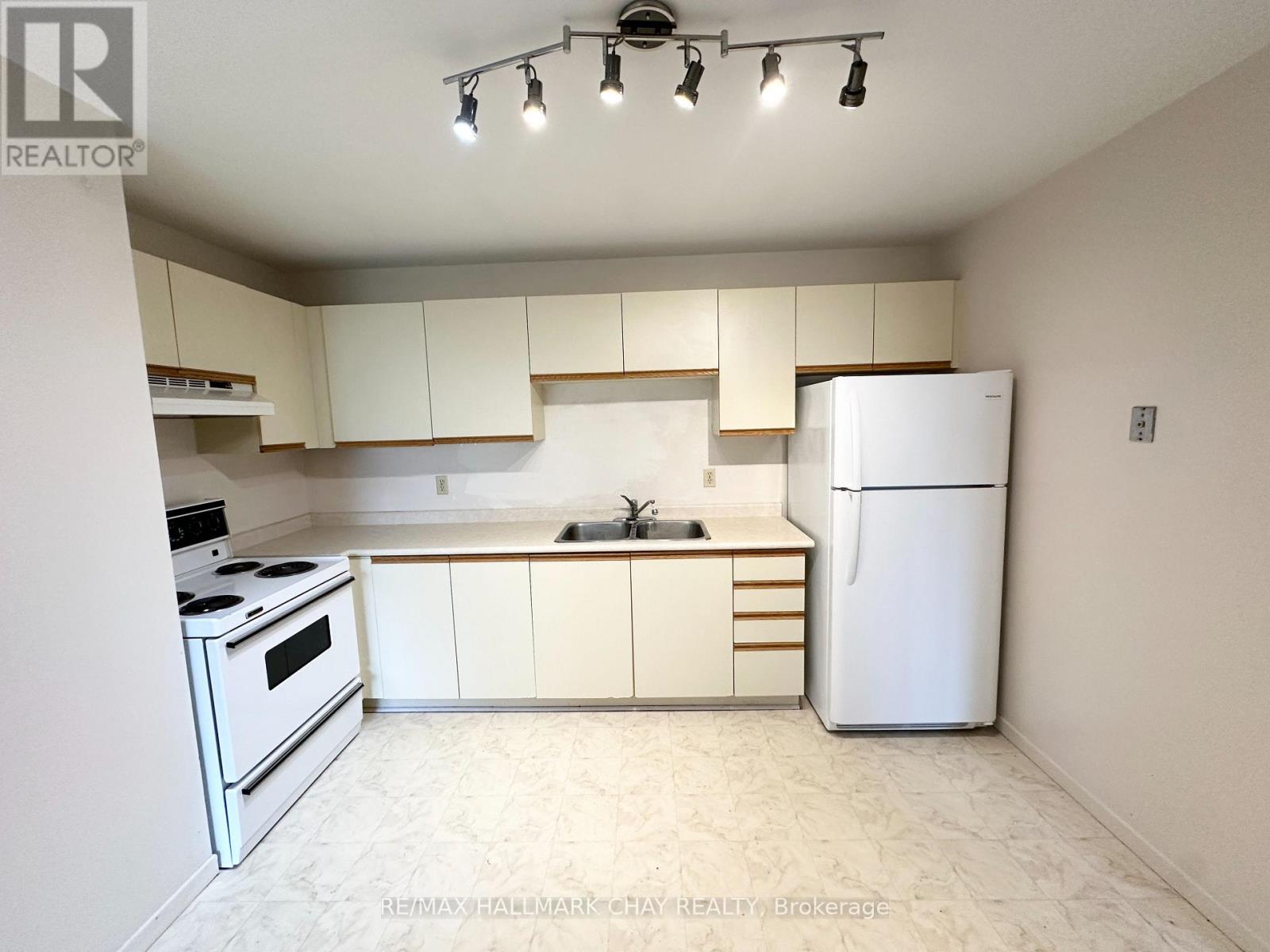 204 - 80 Grove Street E, Barrie, Ontario  L4M 2P1 - Photo 6 - S13086642