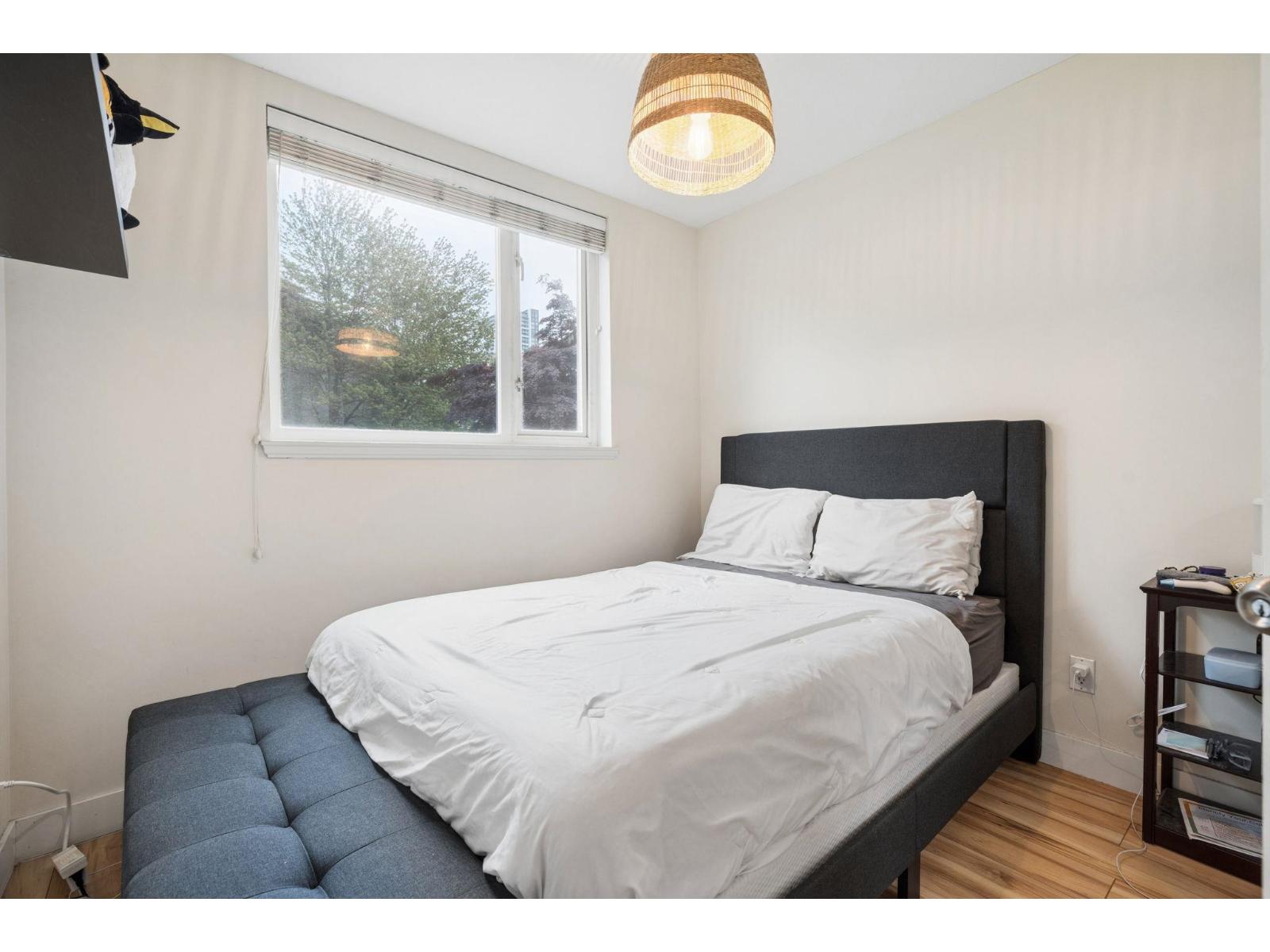 111 10822 City Parkway, Surrey, British Columbia  V3T 0C2 - Photo 12 - R3118401
