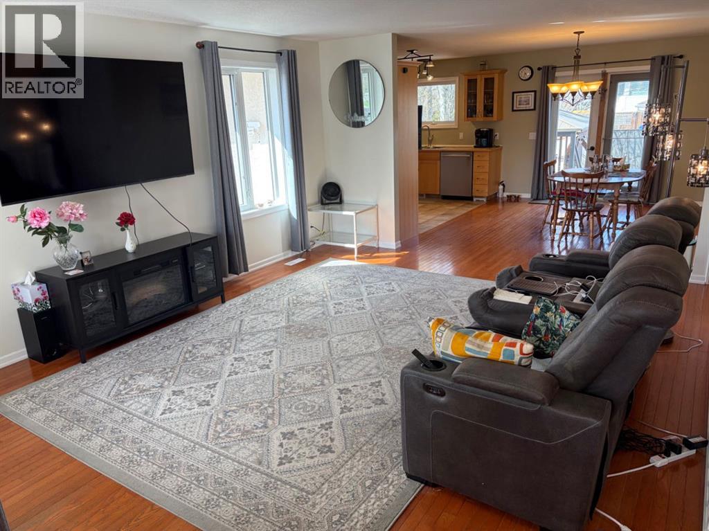 43 Riverwood Manor W, Lethbridge, Alberta  T1k 7X3 - Photo 5 - A2306744