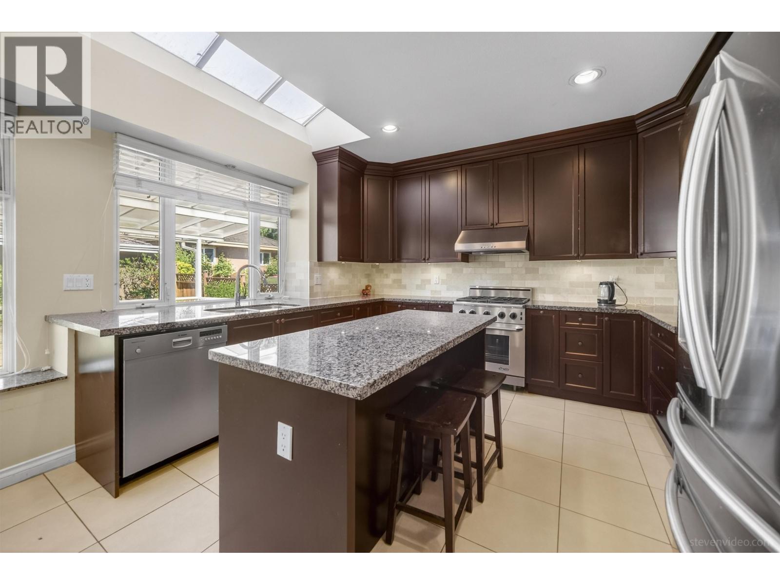 2407 W 18th Avenue, Vancouver, British Columbia  V6L 1A9 - Photo 13 - R3119041