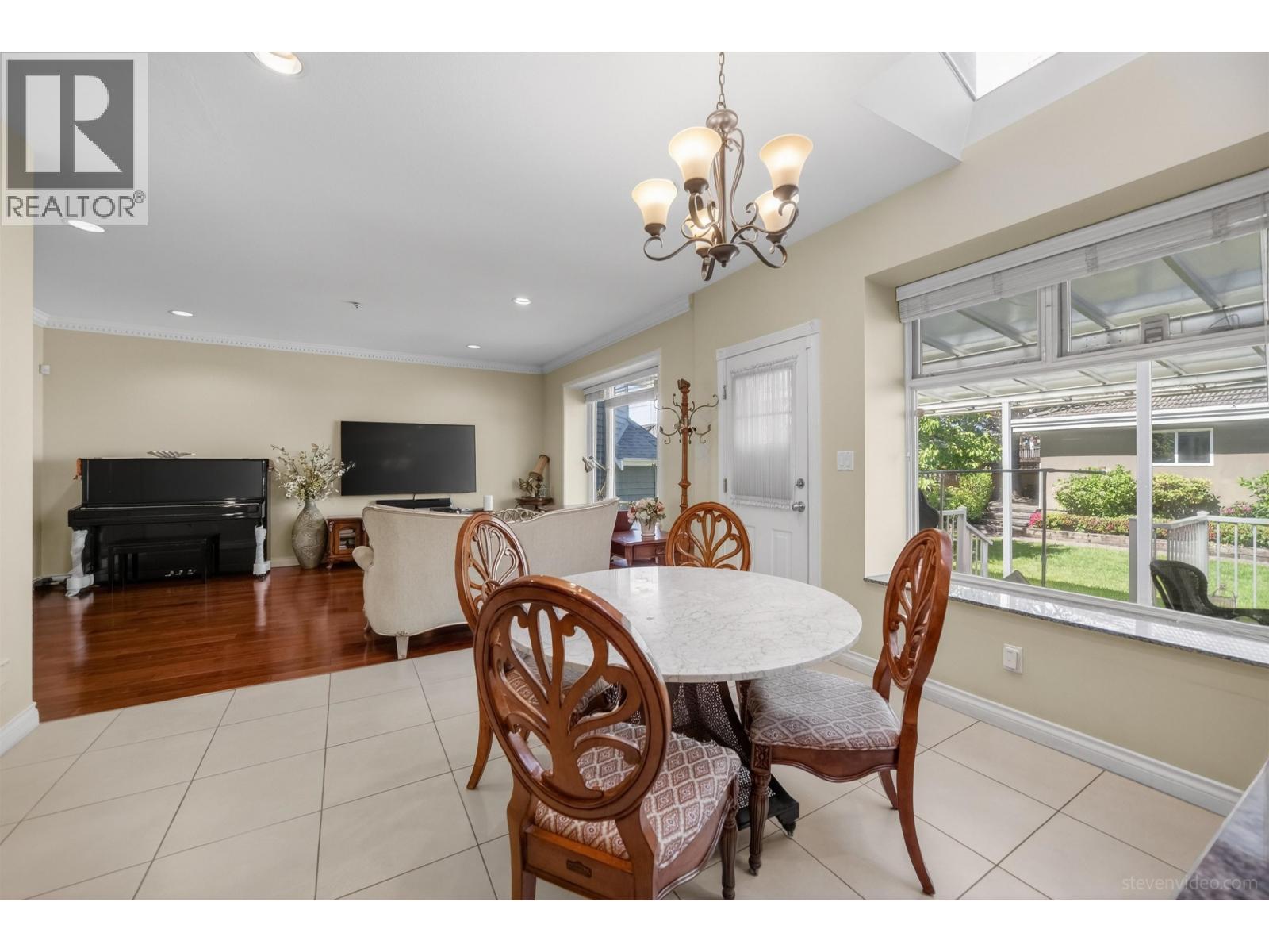 2407 W 18th Avenue, Vancouver, British Columbia  V6L 1A9 - Photo 15 - R3119041