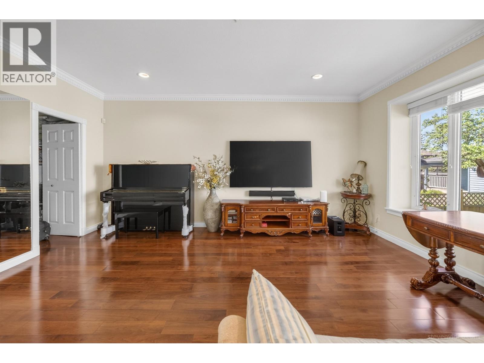 2407 W 18th Avenue, Vancouver, British Columbia  V6L 1A9 - Photo 8 - R3119041