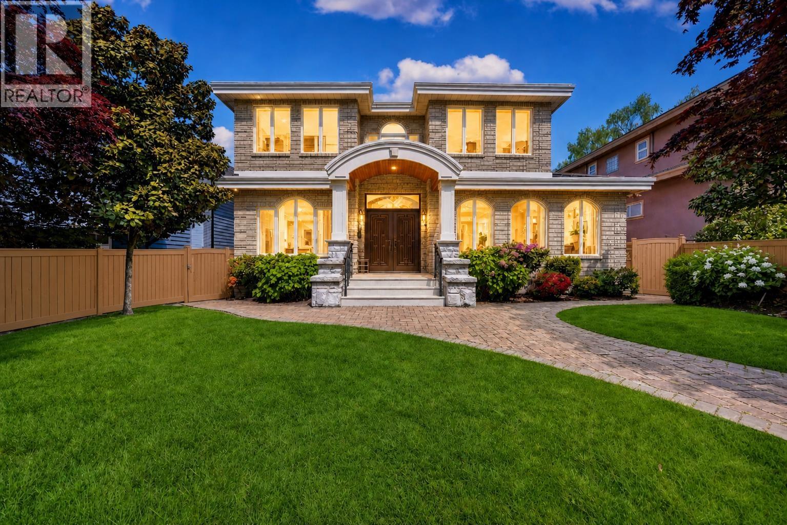 2407 W 18TH AVENUE, vancouver, British Columbia