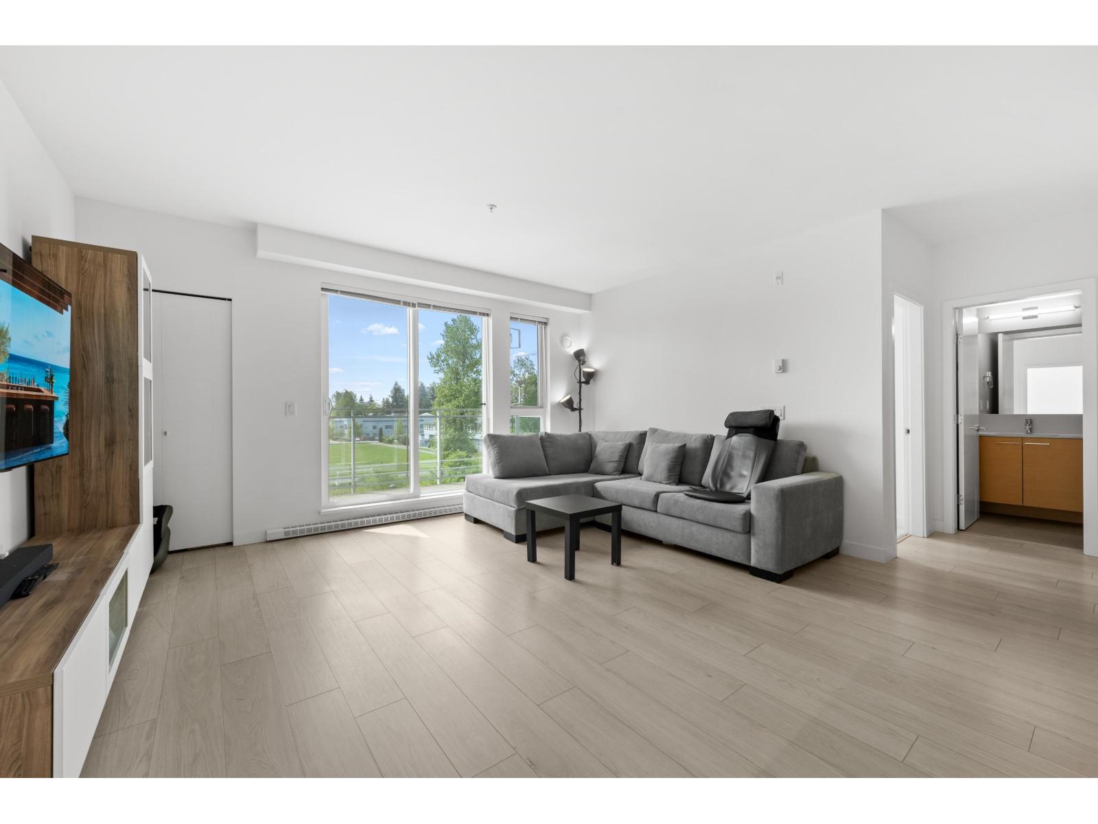 413 10581 140 Street, Surrey, British Columbia  V3T 0M7 - Photo 4 - R3119519