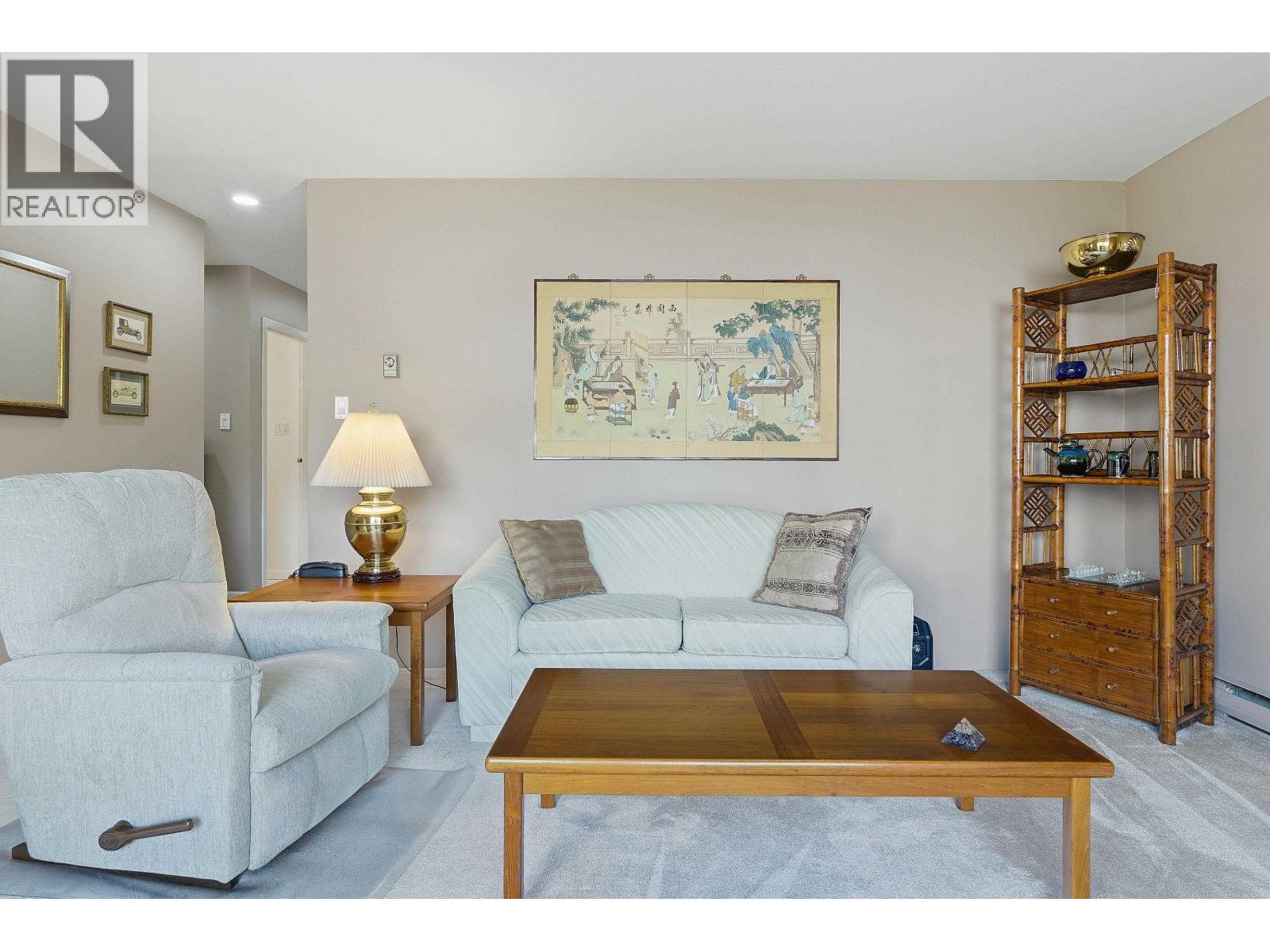310 45 Fourth Street Street, New Westminster, British Columbia  V3L 5H7 - Photo 4 - R3118157