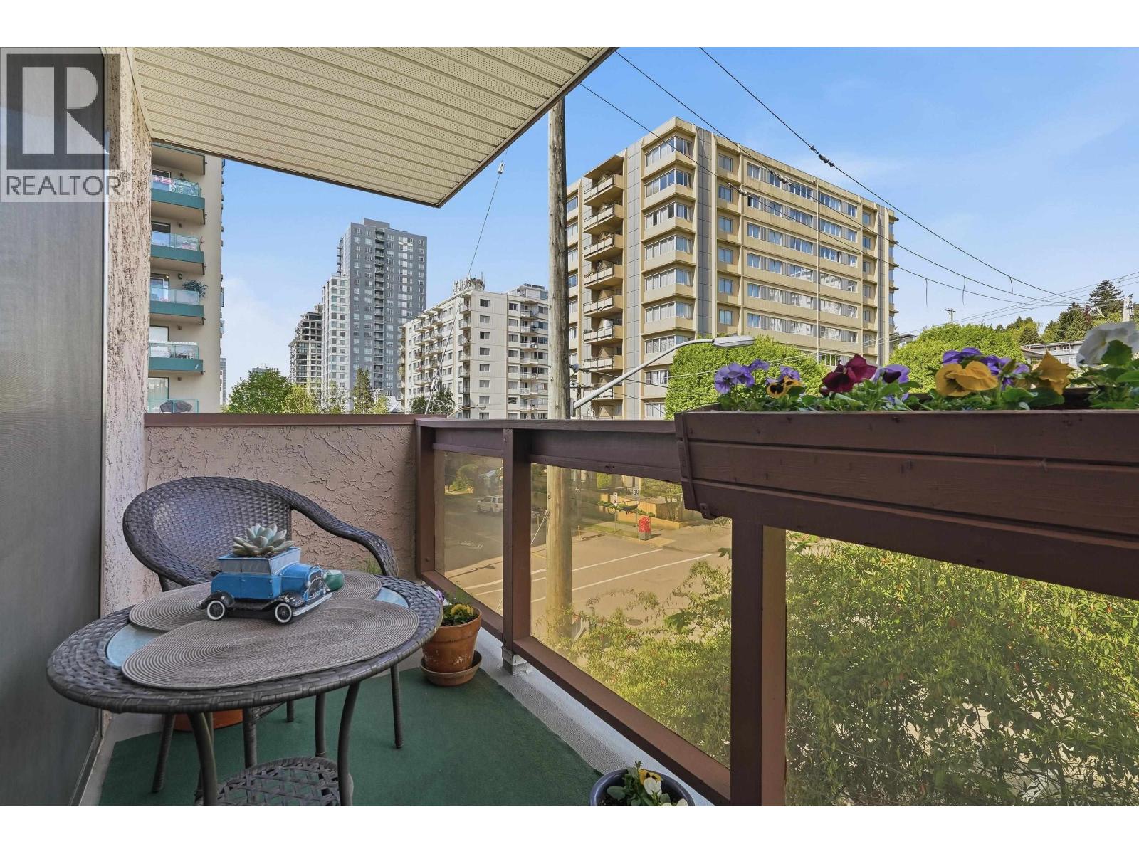 310 45 Fourth Street Street, New Westminster, British Columbia  V3L 5H7 - Photo 6 - R3118157