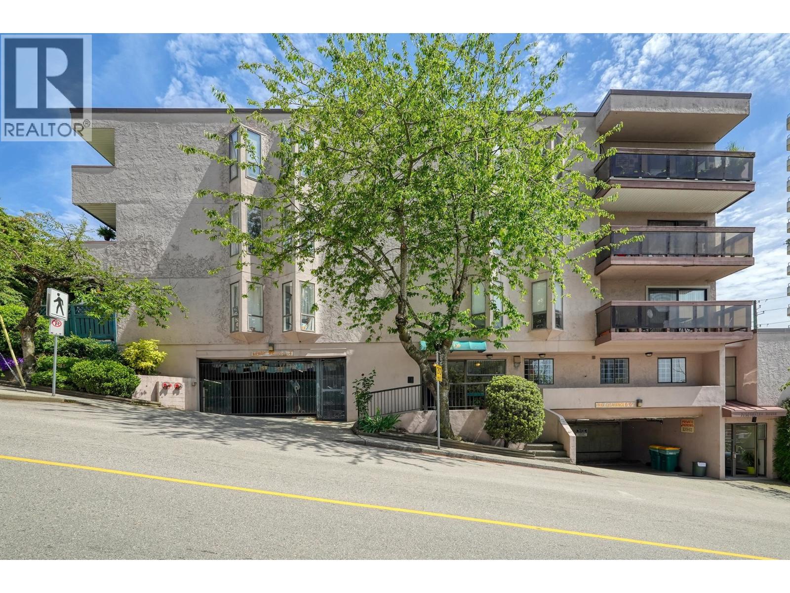310 45 Fourth Street Street, New Westminster, British Columbia  V3L 5H7 - Photo 24 - R3118157