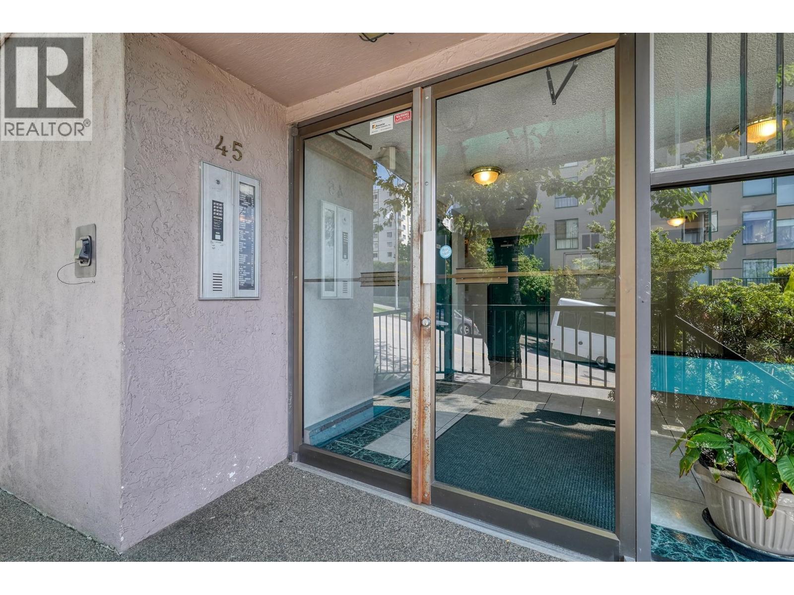 310 45 Fourth Street Street, New Westminster, British Columbia  V3L 5H7 - Photo 22 - R3118157
