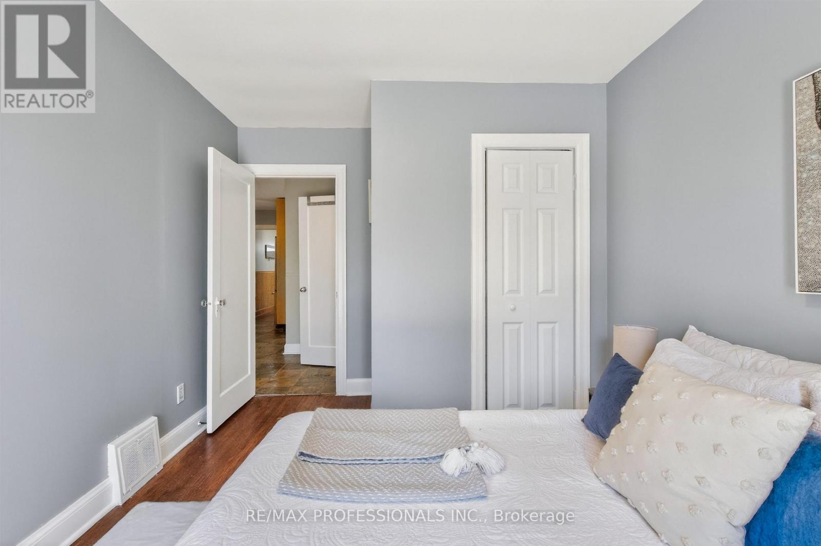 111 Seventeenth Street, Toronto, Ontario  M8V 3K5 - Photo 26 - W13086620