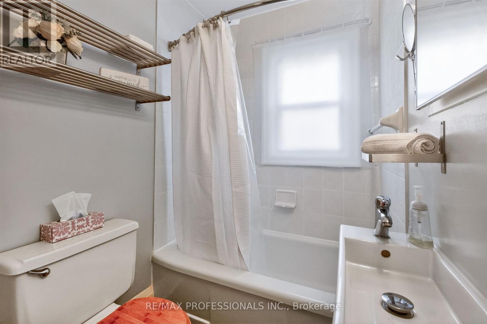 111 Seventeenth Street, Toronto, Ontario  M8V 3K5 - Photo 27 - W13086620