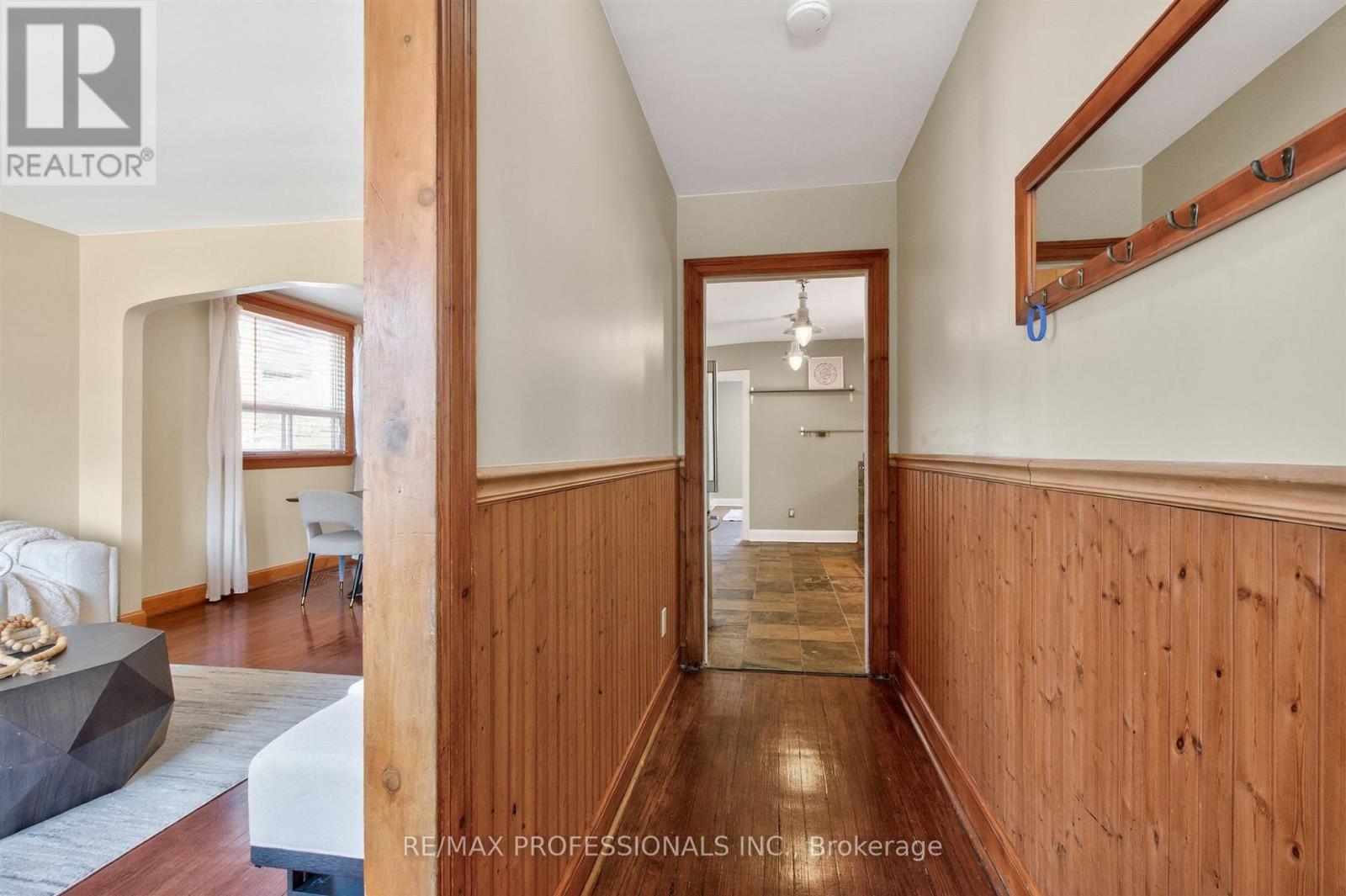 111 Seventeenth Street, Toronto, Ontario  M8V 3K5 - Photo 4 - W13086620