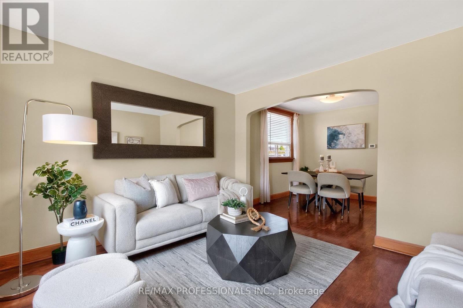 111 Seventeenth Street, Toronto, Ontario  M8V 3K5 - Photo 6 - W13086620