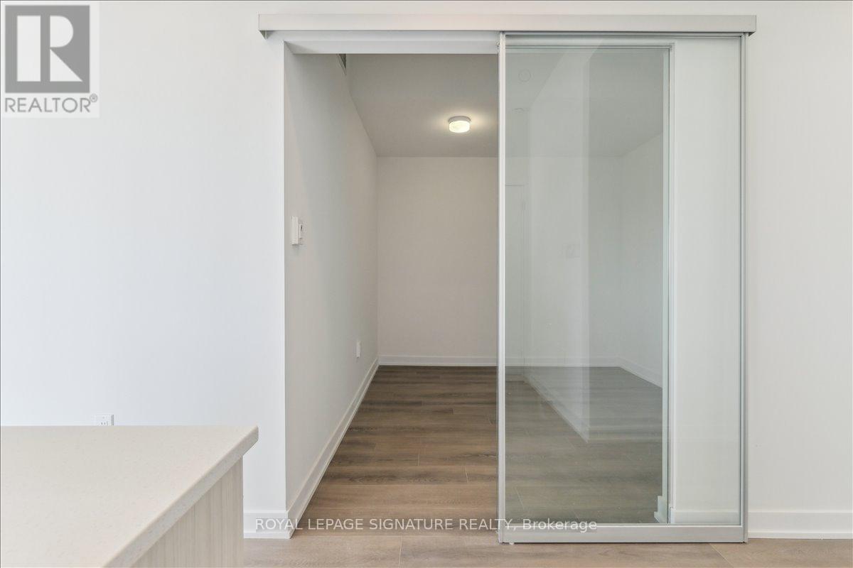 701 - 2433 Dufferin Street, Toronto, Ontario  M6E 3T3 - Photo 31 - W13086630