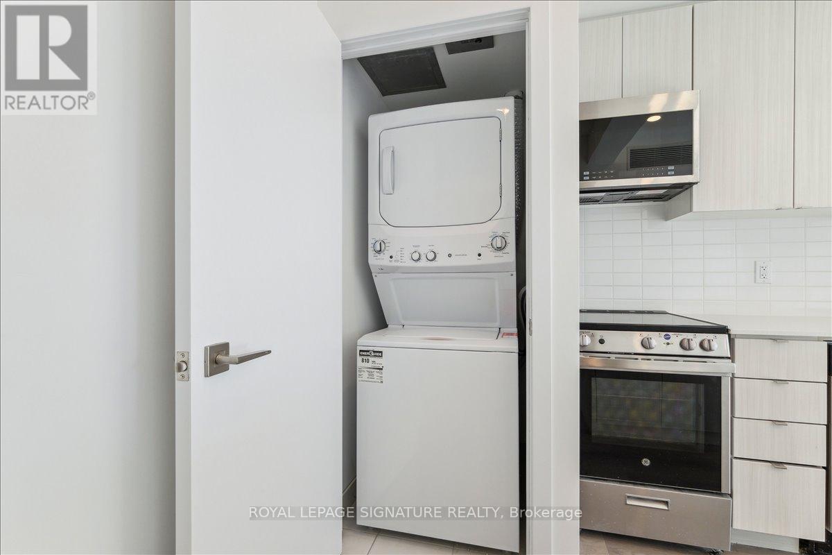 701 - 2433 Dufferin Street, Toronto, Ontario  M6E 3T3 - Photo 35 - W13086630