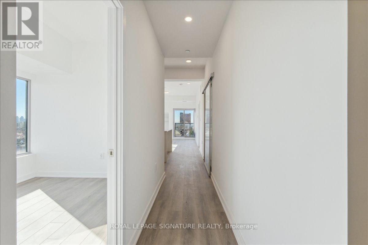701 - 2433 Dufferin Street, Toronto, Ontario  M6E 3T3 - Photo 8 - W13086630