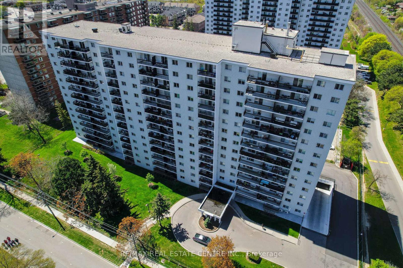 704 - 1100 Caven Street, Mississauga, Ontario  L5G 4N3 - Photo 5 - W13086632