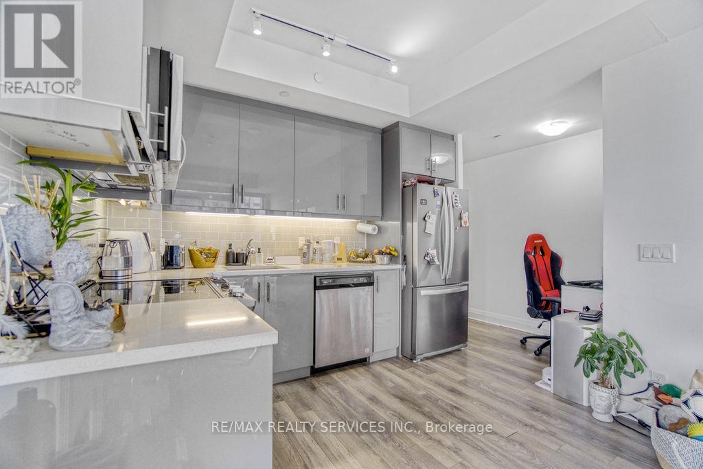 1612 - 17 Zorra Street, Toronto, Ontario  M8Z 0C8 - Photo 10 - W13086662