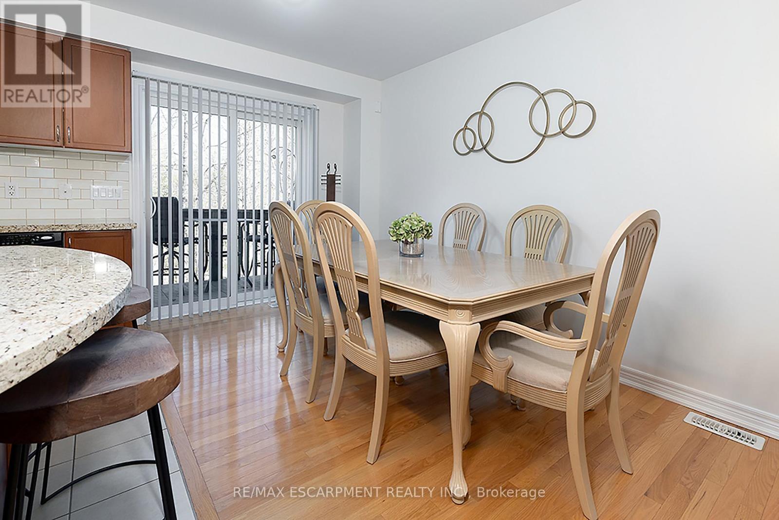 25 - 233 Duskywing Way, Oakville, Ontario  L6L 0C5 - Photo 5 - W13086676